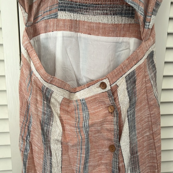 Dress - Picture 4 of 8